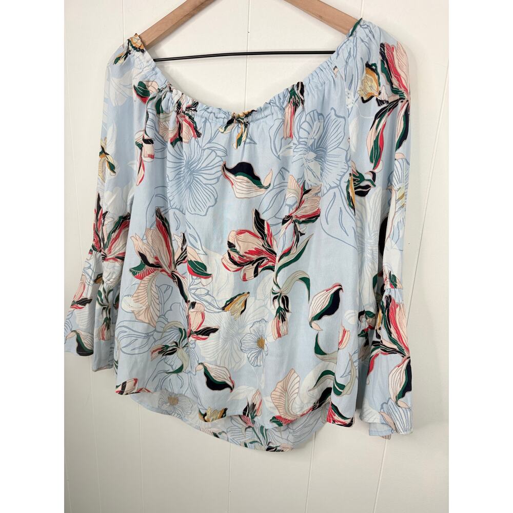 NWT Cupcake & Cashmere Bendita Floral Off Shoulder Top Size Large Blue - Picture 10 of 11